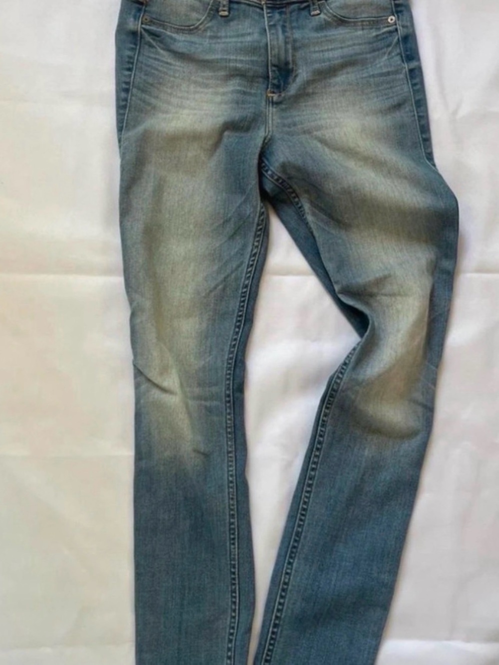 Abercrombie & Fitch Women's Faded Blue Skinny Jeans